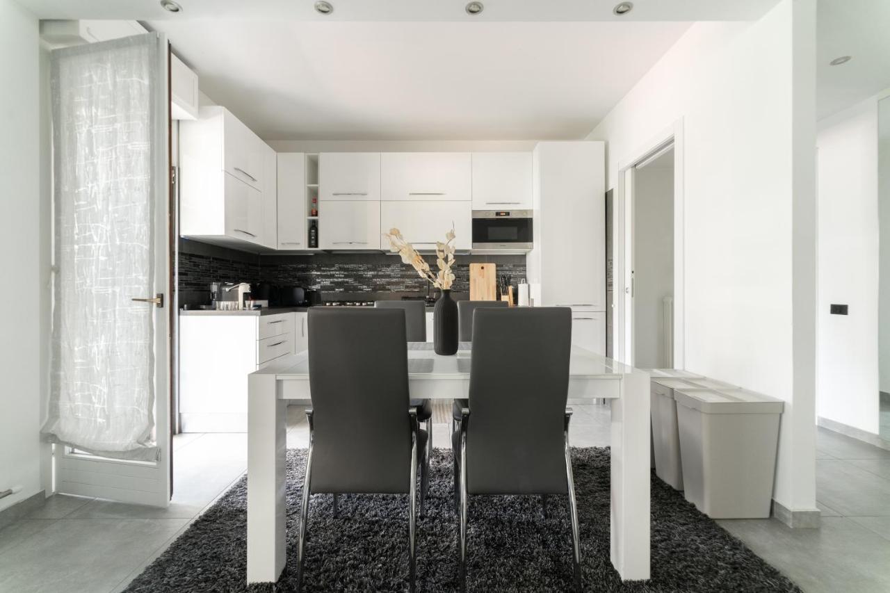Oasis Luxury - A.C/Terrace/2Bedrooms 베르가모 외부 사진